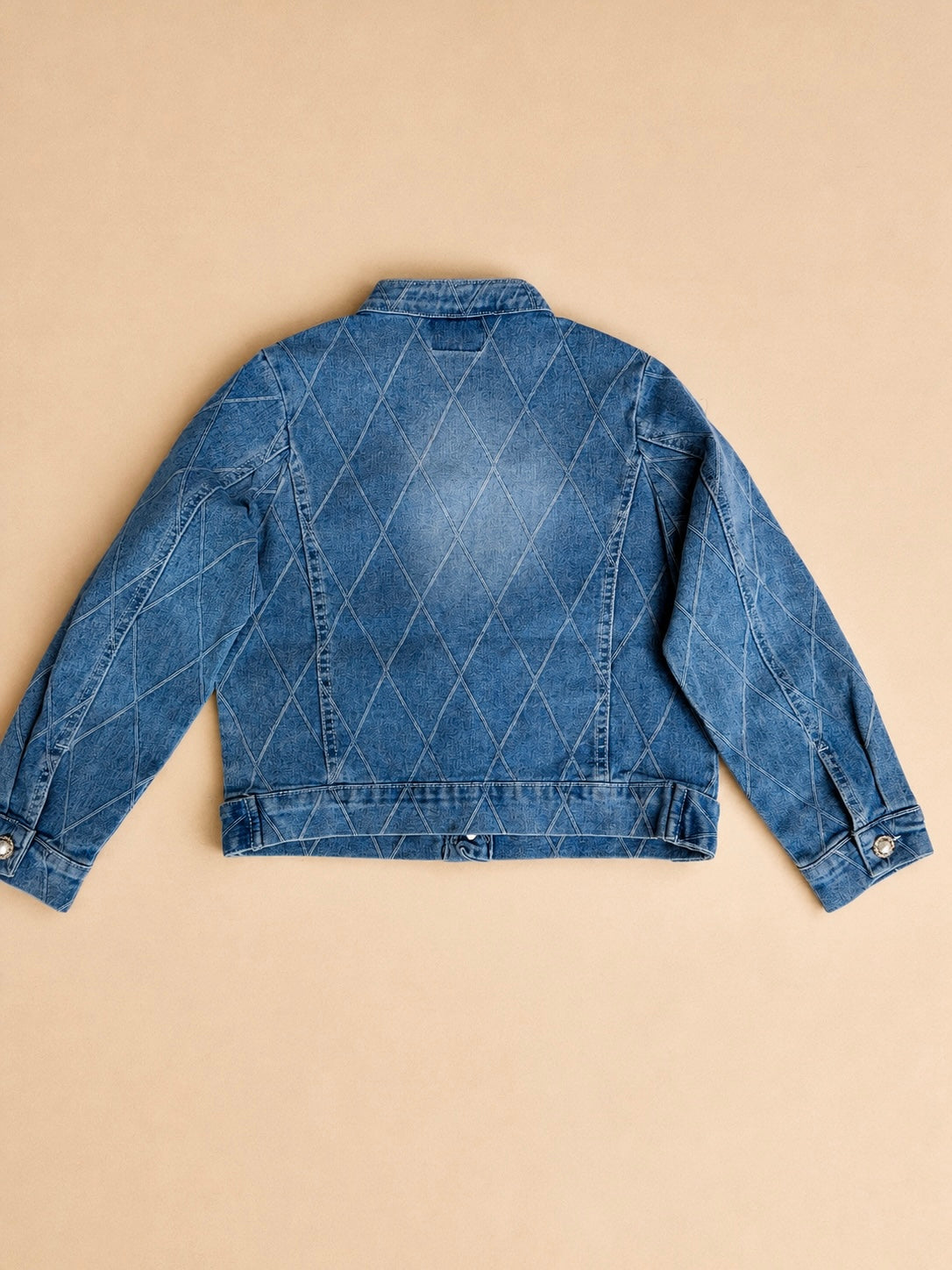 Giacca in denim trapuntato con dettagli gioiello